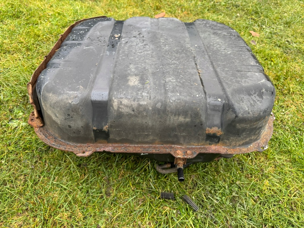 фото №13, Bak бак топлива 31100-2l800 hyundai i30 i 1.6 crdi 07-12 kia ceed