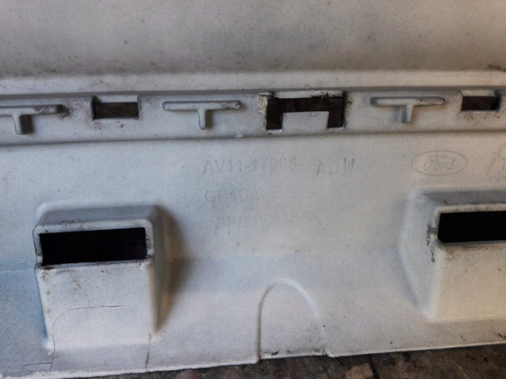 фото №10, Av11-17096 бампер задня ford b-max granatowy