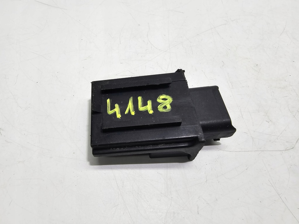 фото №1, Реле світла peugeot 3008 i 09-16 #4148