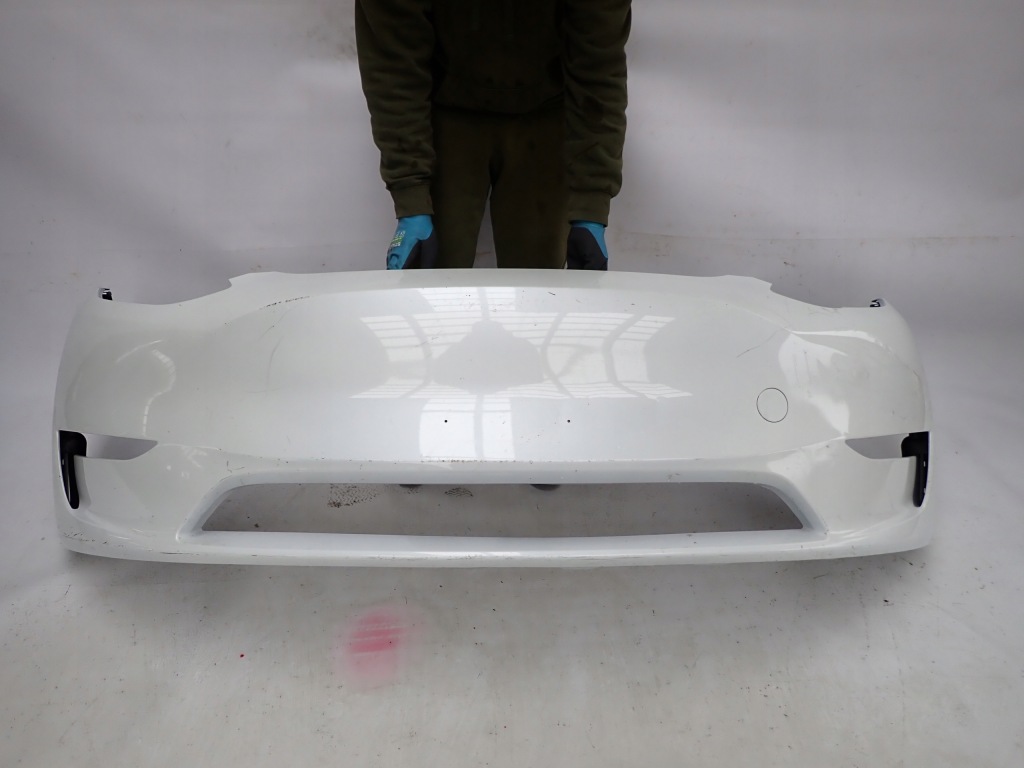 Купити Tesla model y 20- бампер перед передній 1540100-06-c