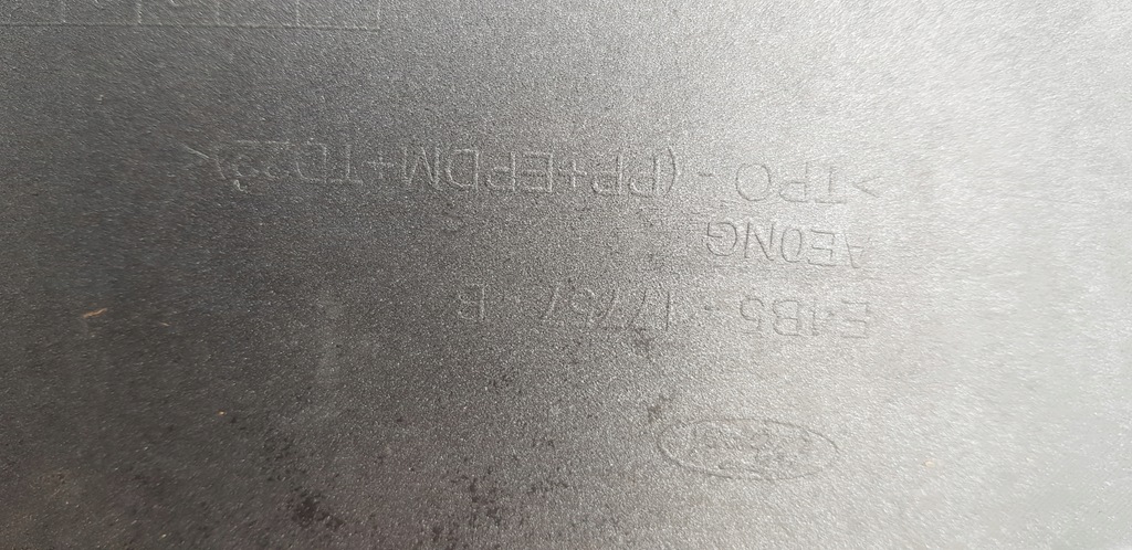 фото №11, Ford ka plus бампер передній e1b5-17757-b