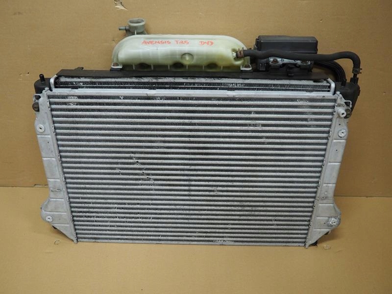 Купить Радиатор воды вентиляторы toyota avenisis t25