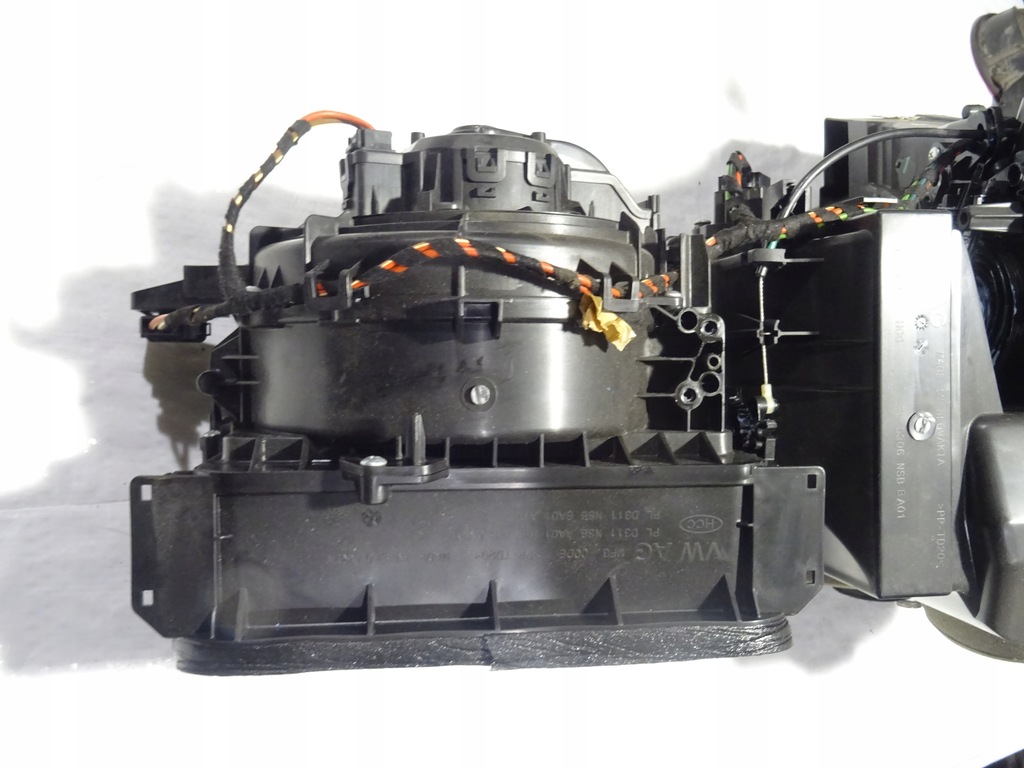 фото №11, Отопитель с кондиционер vw up! up skoda citigo seat mii 6r0863815