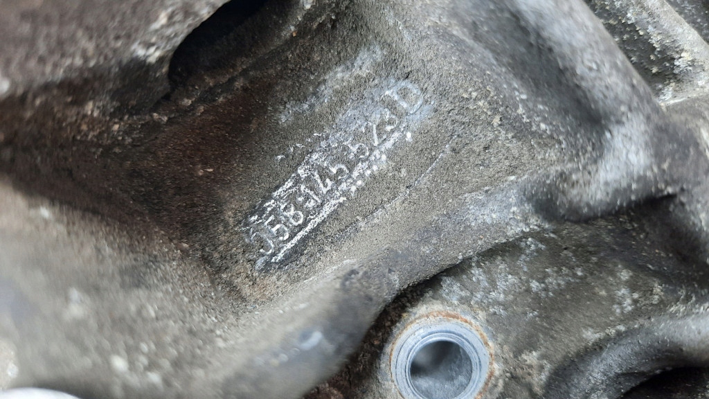 Купить Кронштейн генератора 058145523d vw passat b5 универсал 98r 1.8t