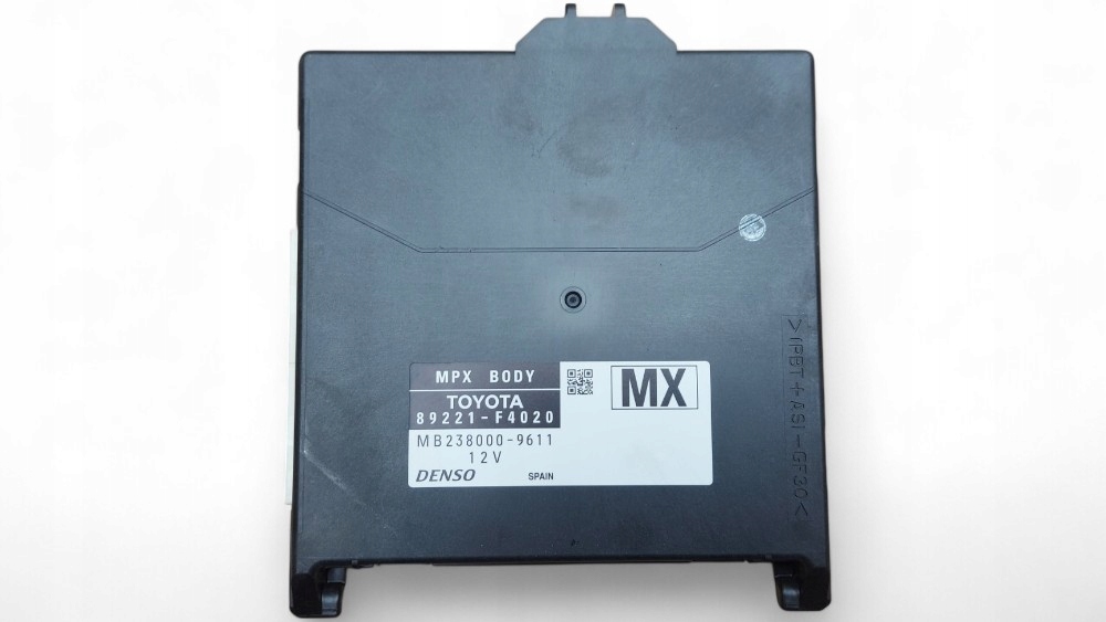 фото №1, Toyota chr ch-r 2016- модуль света 89221-f4020