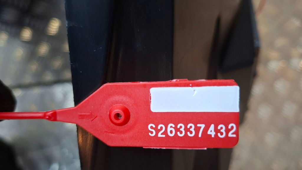 фото №8, Подкрылок передние левая 51786784 fiat 500 2007-