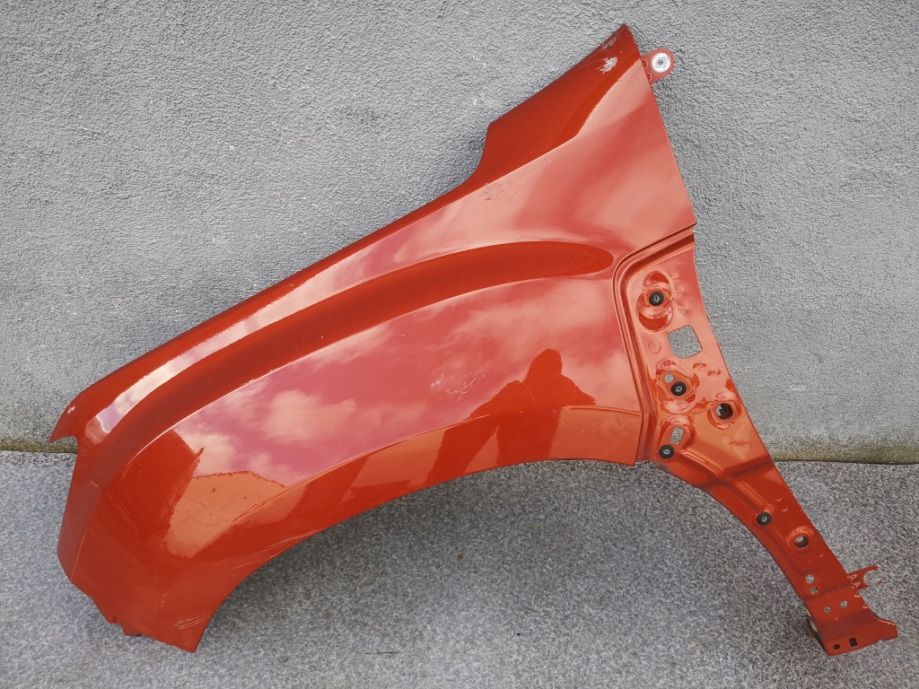 фото №1, Dacia duster 2 ii 18- крыло левый перед