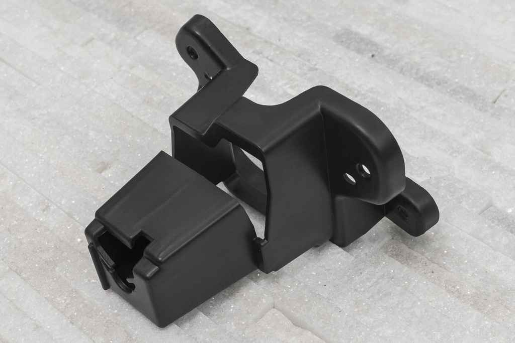 фото №6, Mazda 3 bm 13-16 кронштейн решетка правый bjs750153