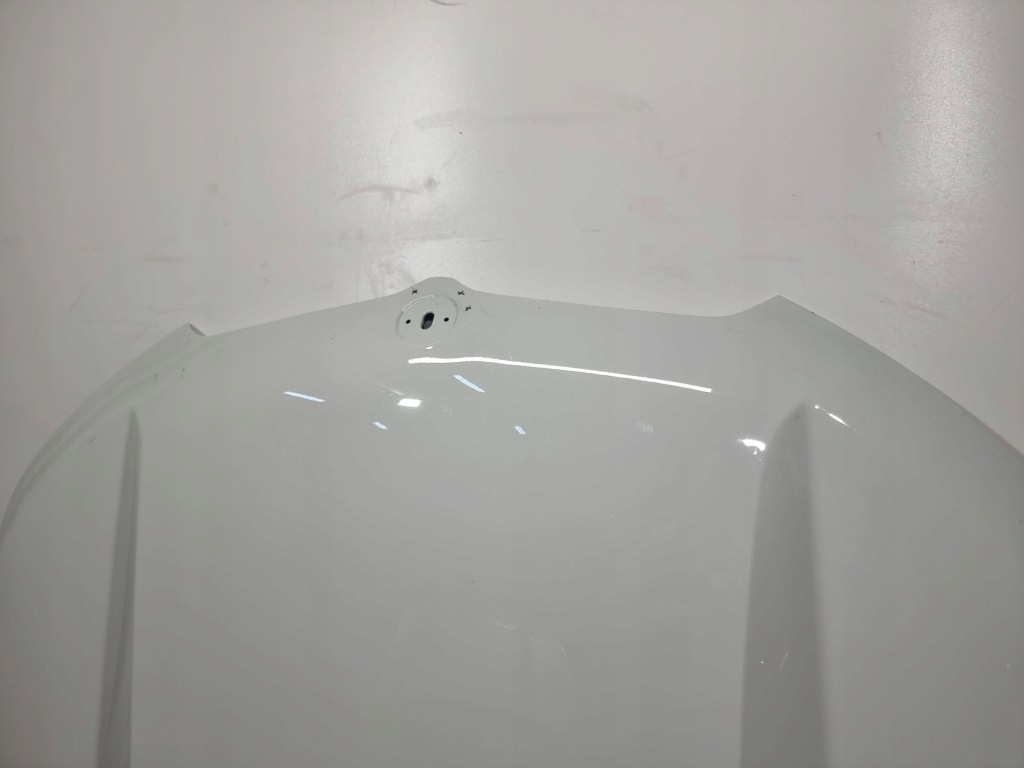 Капот крышка двигателя bmw x1 u11 Киев