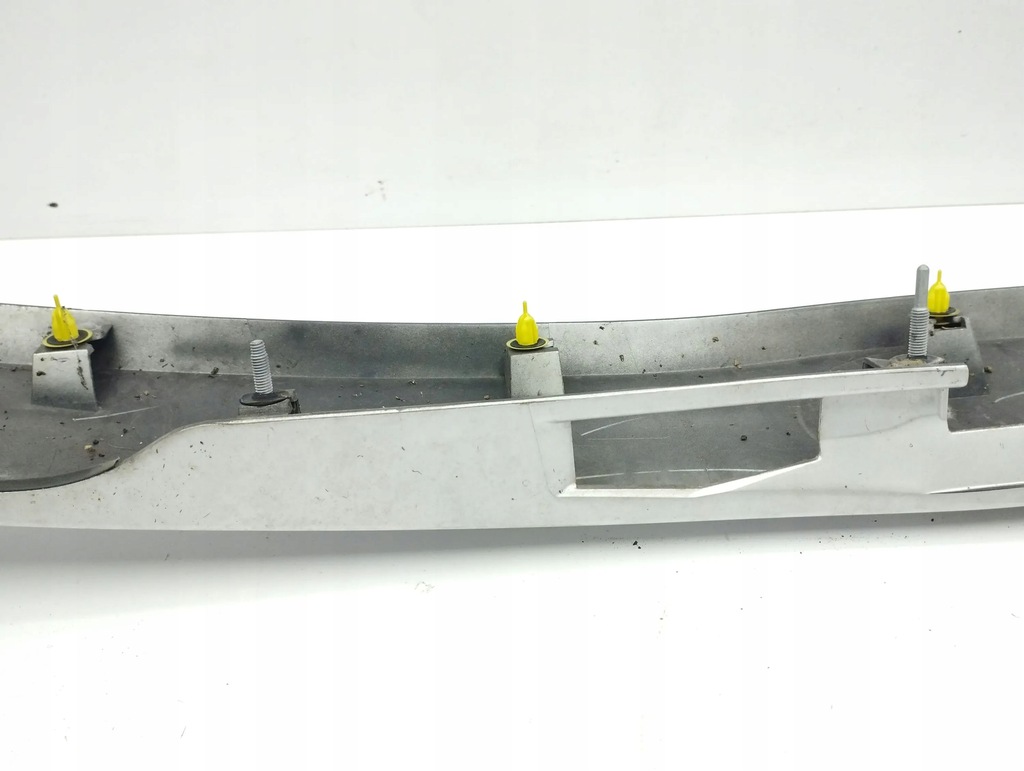 фото №6, Toyota prius xw30 2011 обивка задний крышки багажника