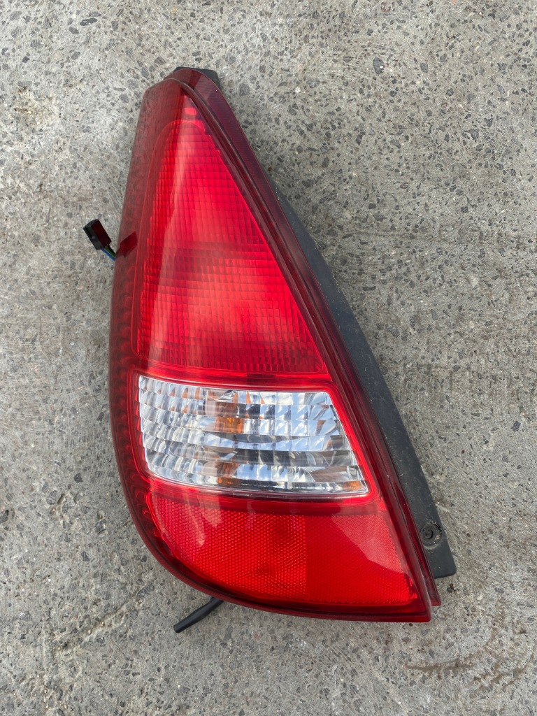 фото №1, Лампа левый задняя suzuki liana 1.6