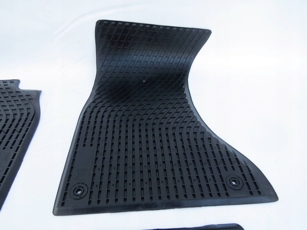 фото №12, Коврики резиновые комплект audi s4 a4 b8