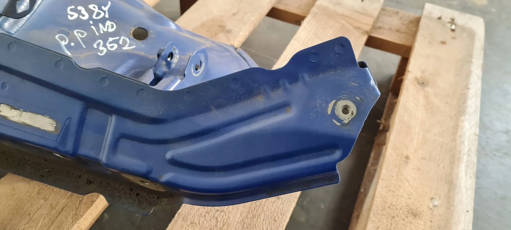 фото №8, S3 8y a3 носик крыла лонжерон правая правый перед lz5m