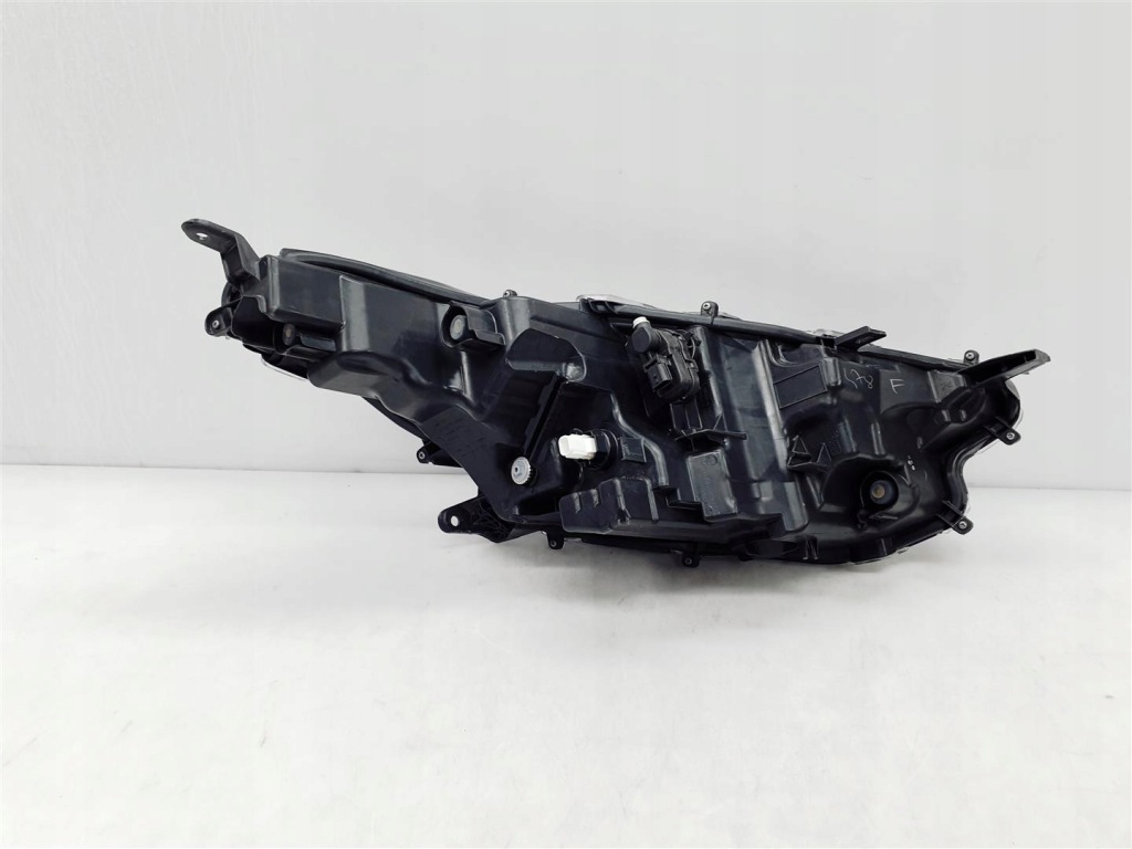 Toyota yaris 4 iv 20r+ ліва фара перед full led ory європа  !!! в Україні