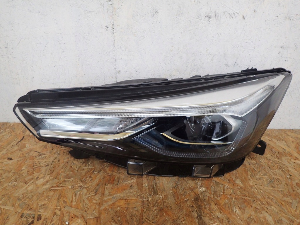 фото №1, Лампа ліва фара лівий full led mg mg5 5 v ev 2020-