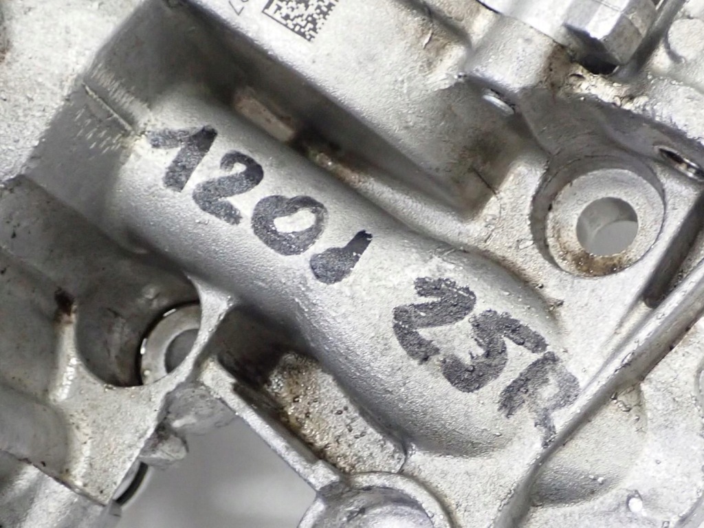 Купити Насос води корпус термостата 8490651 bmw 1 f70 118d 2.0d b47 25r fv