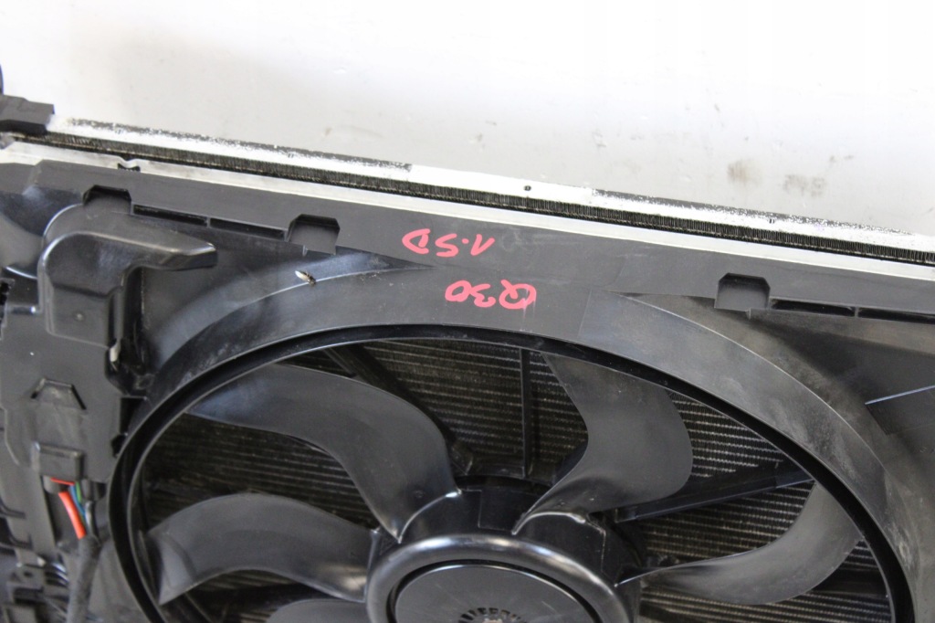 Ремень передний перед радиатор усилитель infiniti q30 1,5d в Украине