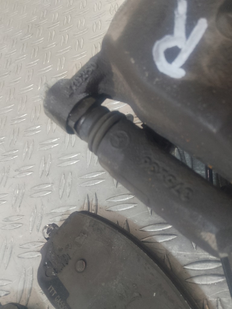 фото №6, Mercedes gle w167 19- супорт гальмівний перед правий 2.0 cdi a1674214601