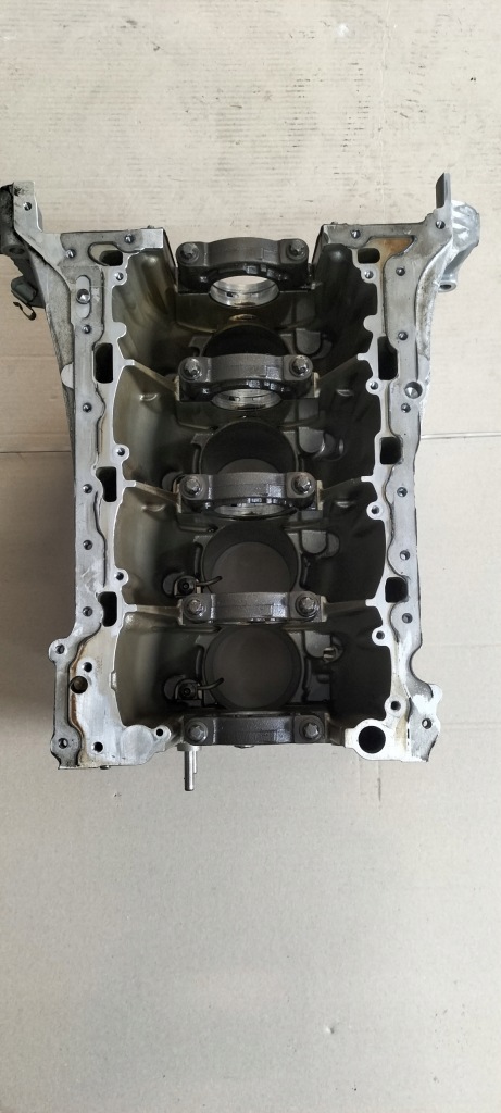 Блок mercedes 2.0 amg 45 r1330110001 с Разборки