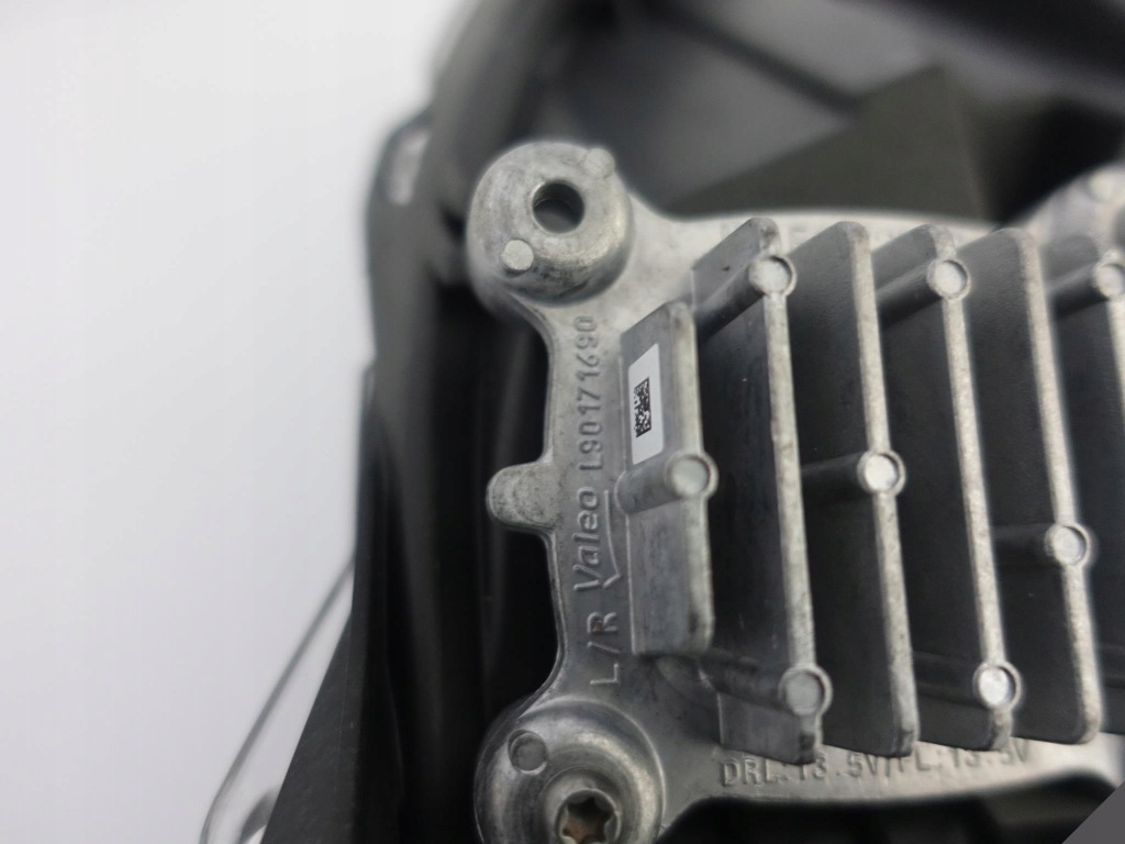 Nissan juke 2 f16 19- фара led drl правый  перед Цена