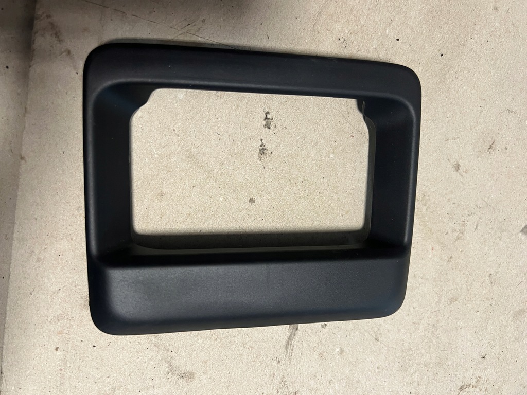 фото №1, Suzuki vitara iii 15- заглушка радара перед 71791-64r1