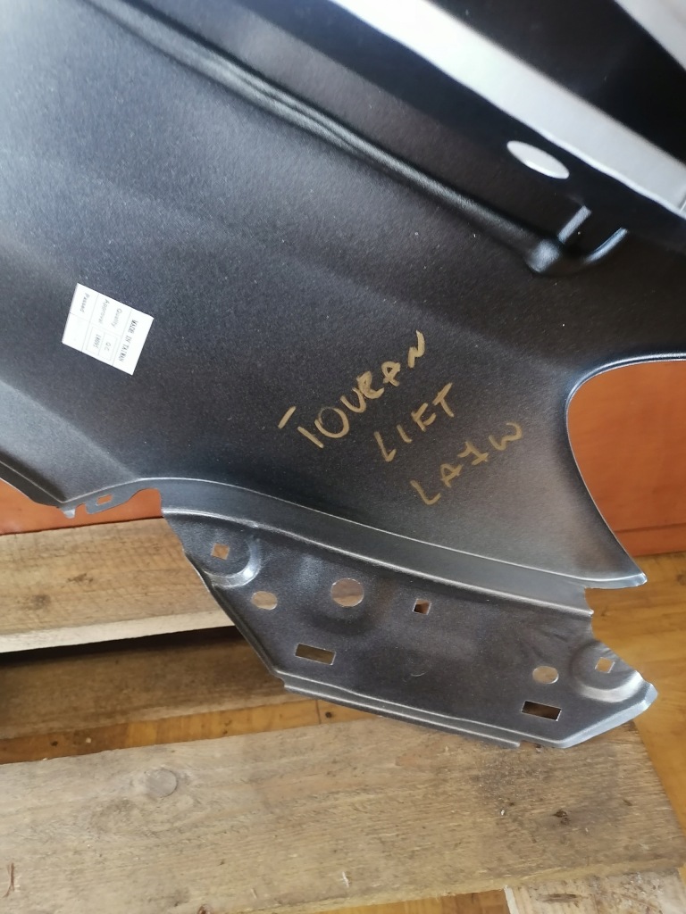 Купить Крыло левый передний volkswagen touran рестайлинг  la7w