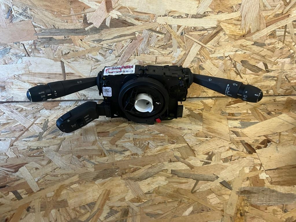 фото №1, Psa переключатель комбинированный 98235557zd