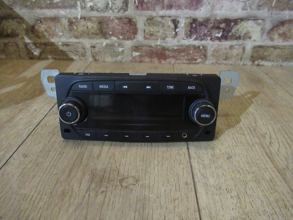 фото №1, Радиопроигрыватель opel karl/ vauxhall vivo