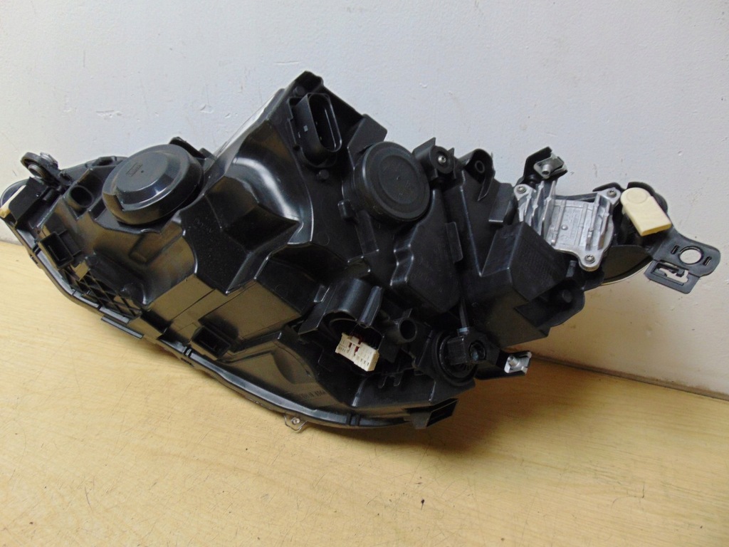 фото №13, Лампа правая перед vw golf viii 8 5h1941006c europa