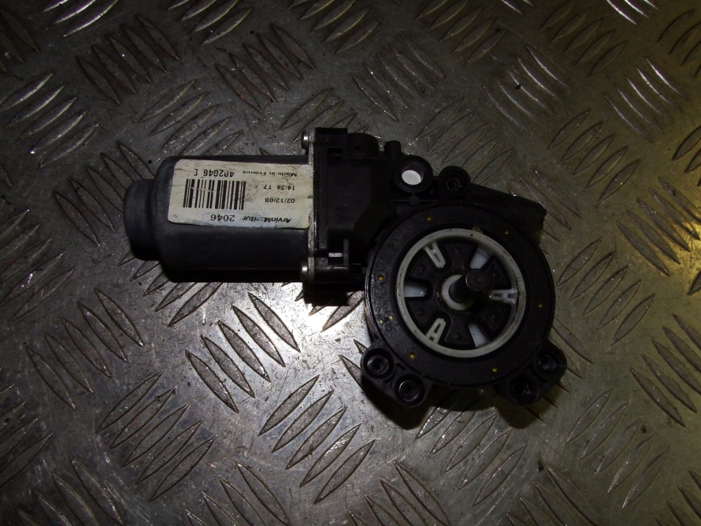 фото №1, Моторчик стекло правый перед 2-контакты primera p12