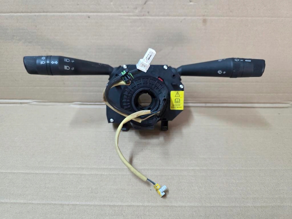 фото №1, Переключатель комбинированный grande punto evo 7355213130 18