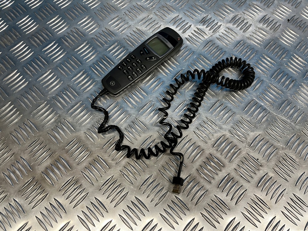 фото №1, Mercedes w203 телефон nokia a2038202335
