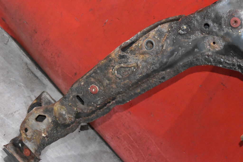 фото №11, Підрамник балка підрамник підрамник перед volvo v60 1 i 2.0 d3 163 km kombi 10-13