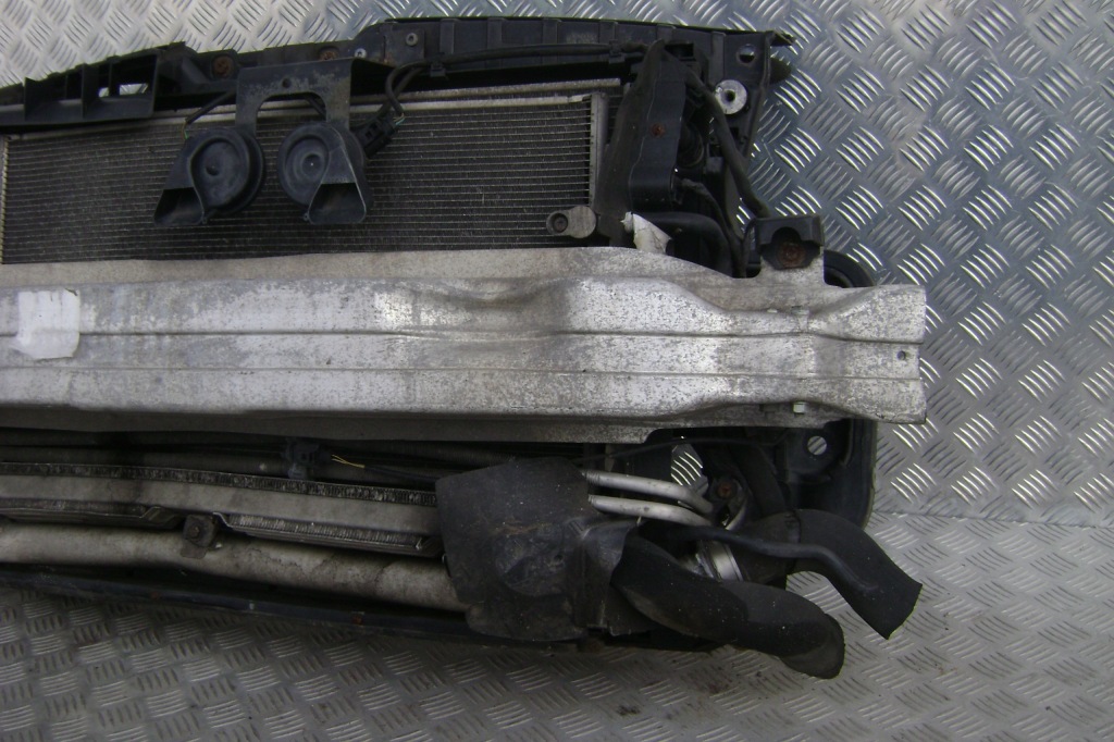 фото №3, Audi a6 c6 2.0 tdi - pas передний