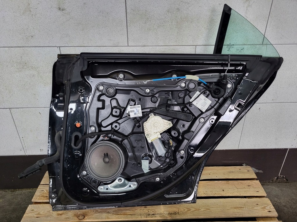 фото №15, Дверь правый задняя правое задние 191 mercedes cla c117 w117 a1177320210