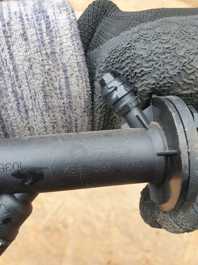 фото №8, Captur помпа сцепление цилиндр сцепления 306105773r 0.9