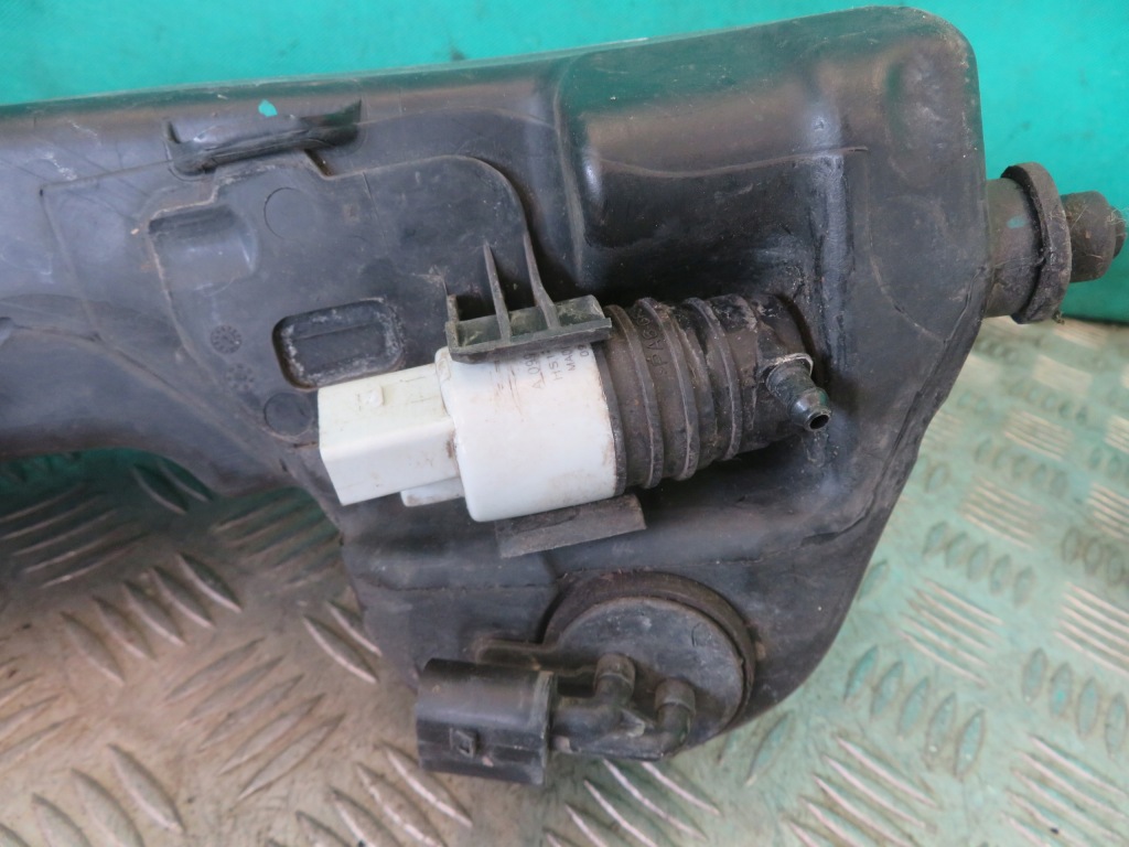 фото №8, Бак помпа омывателя mercedes w205 c klasa 17r