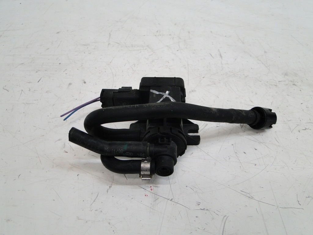 фото №1, C4 picasso 06-13 2.0hdi клапан вакууму