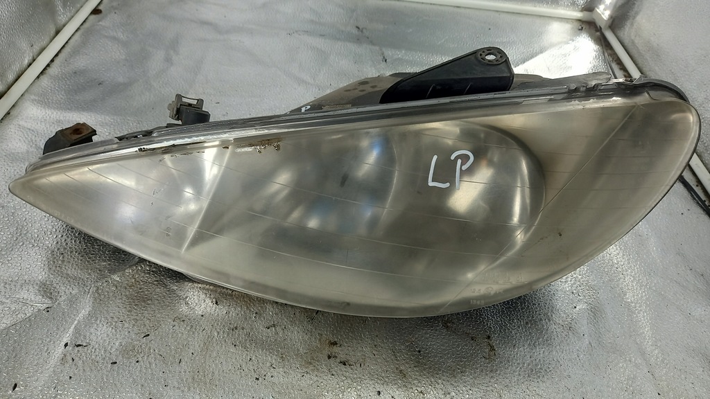фото №1, Фара левый peugeot 206 2.0hdi 03r