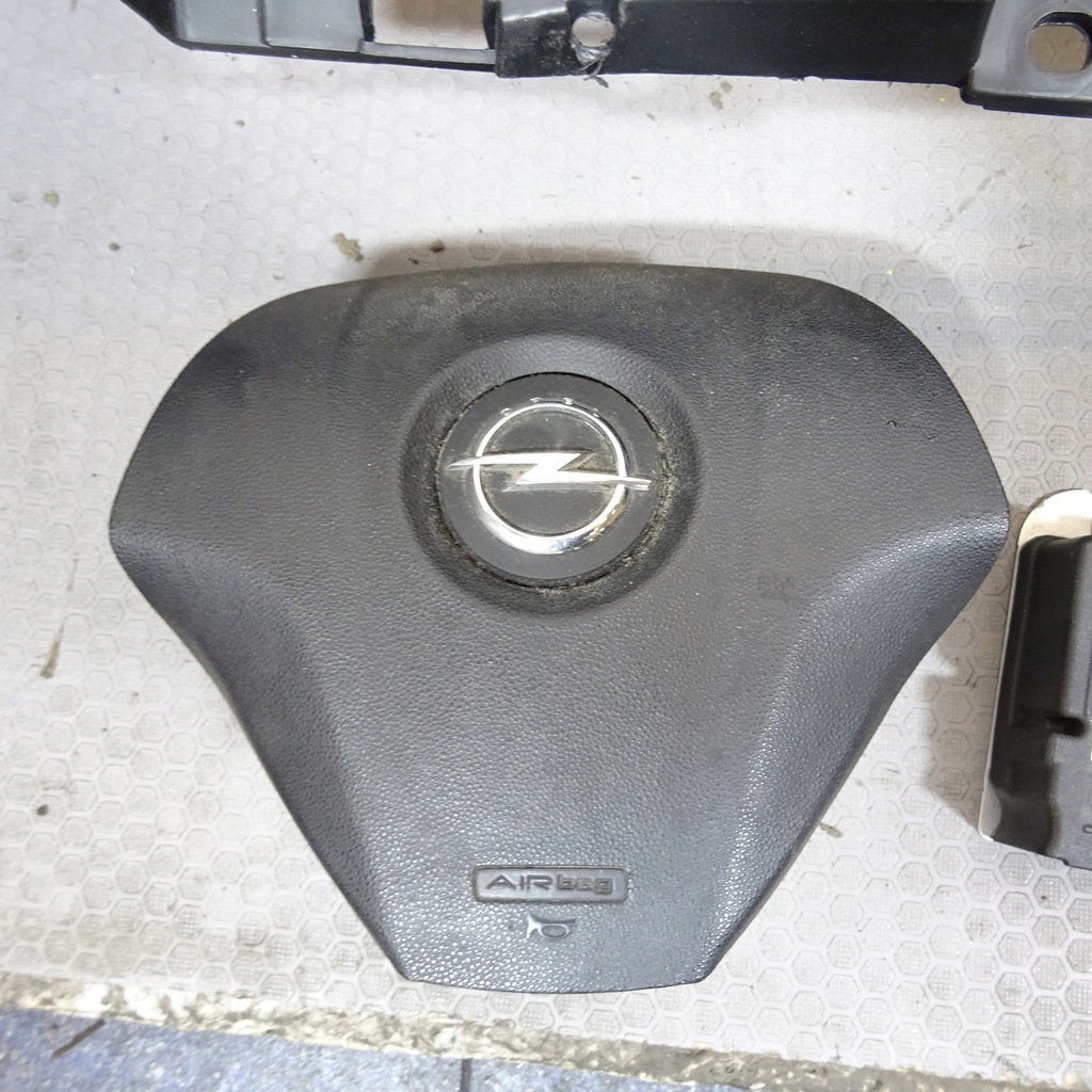 фото №5, Opel combo iii приборная панель подушка безопасности приборная панель консоль