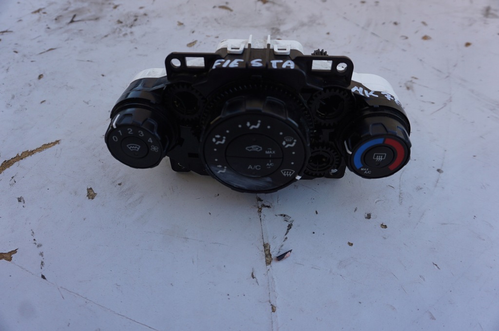 фото №1, Панель обдув 8a6118549 ford fiesta mk7