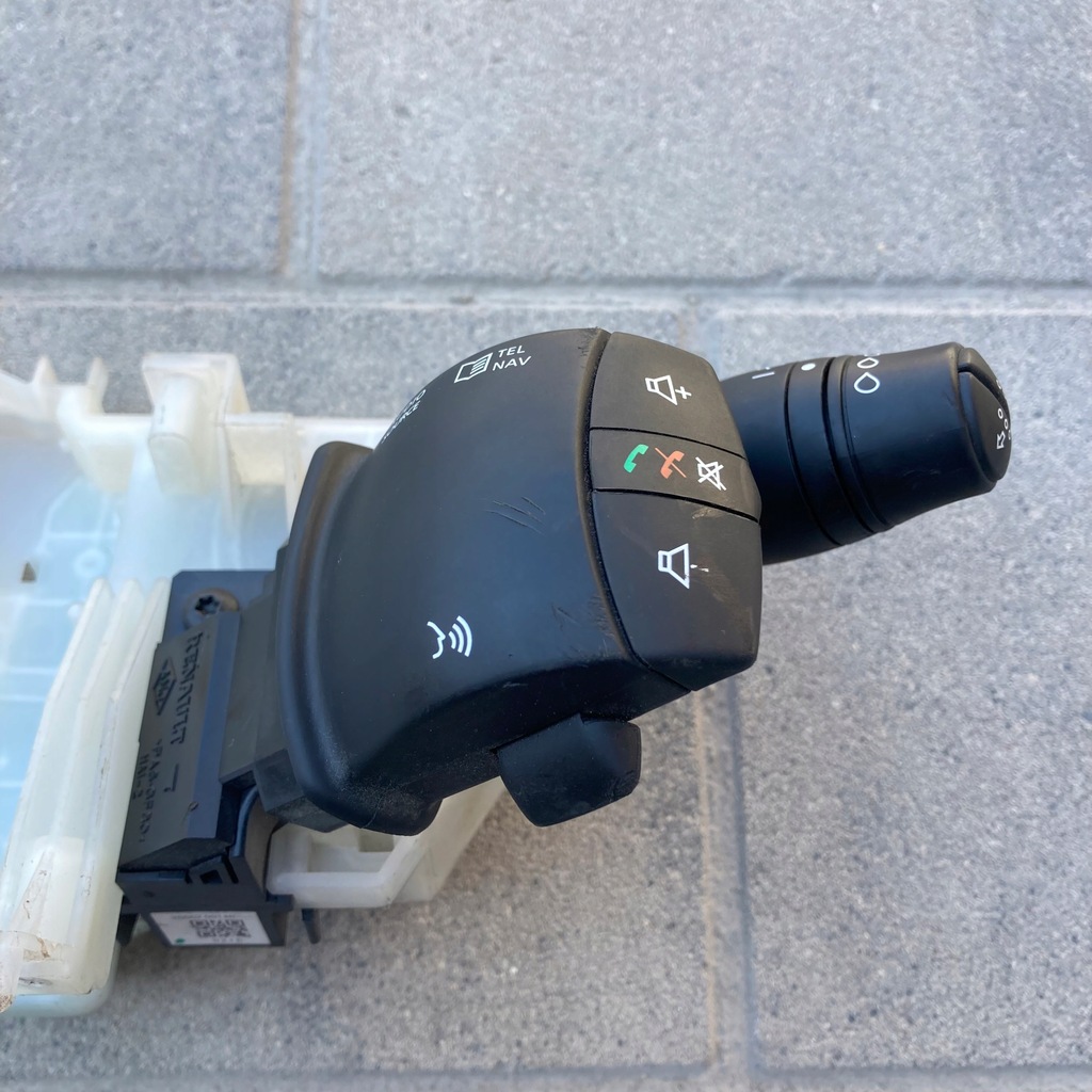 фото №9, Renault scenic iii перемикач комбінований tel/nav