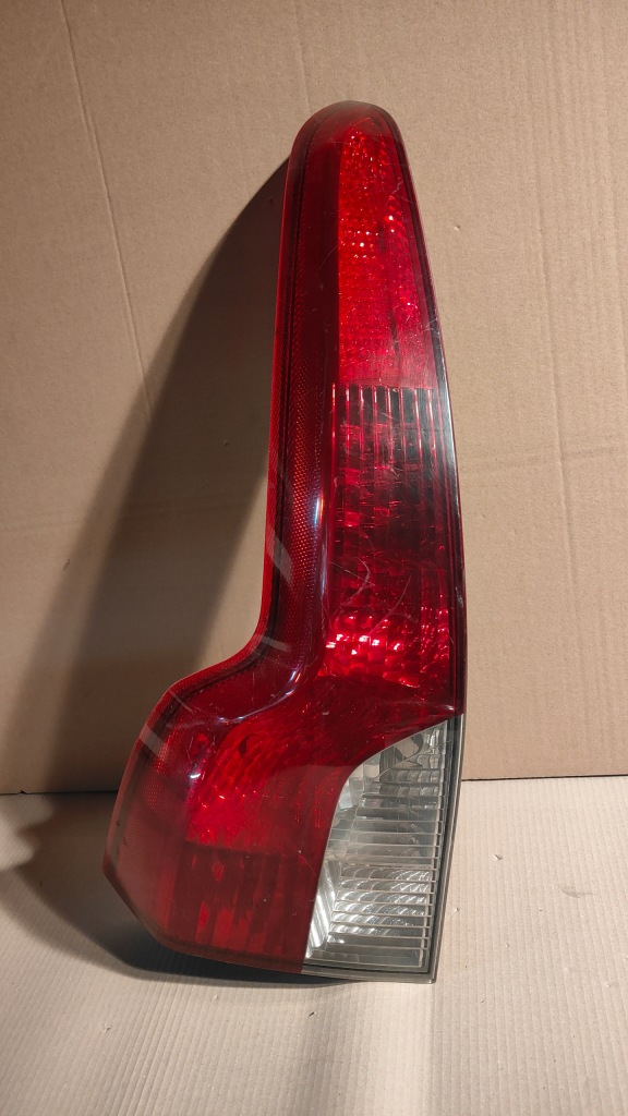 Купити Volvo v50 лампа ліва задня лівий задній рестайлінг  07-12r.