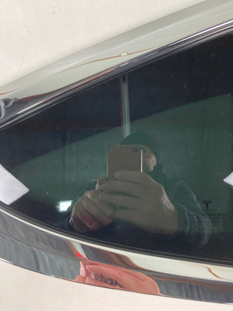 фото №3, Стекло кузовная правая tesla x