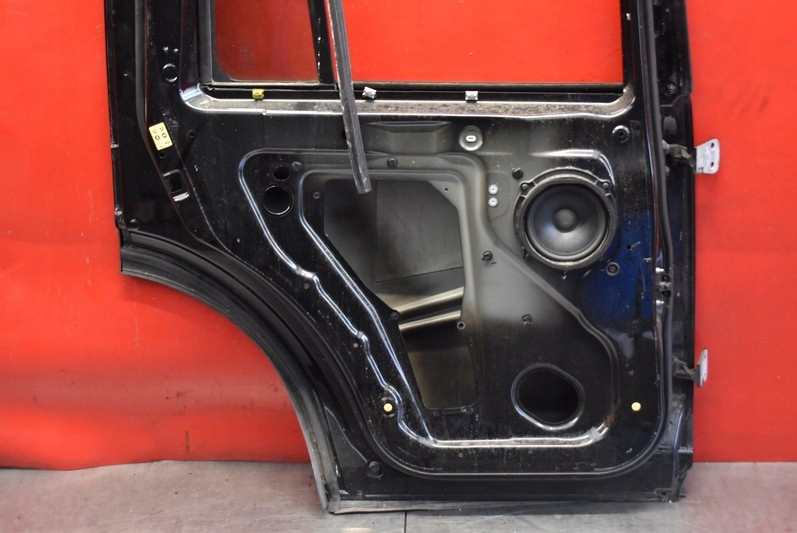 фото №14, Дверь левая задняя задние чёрные land rover discovery 3 iii 04-09