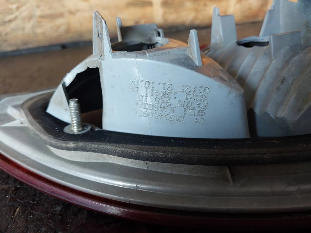 фото №6, Лампа задня ліва кришки багажника ford galaxy i lift 7m5945093c