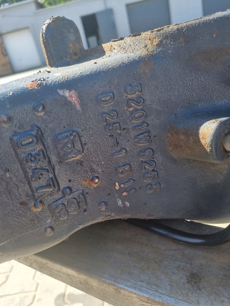 фото №7, Корпус мост балка моста renault magnum premium dxi gama t range ms17x 16 винт