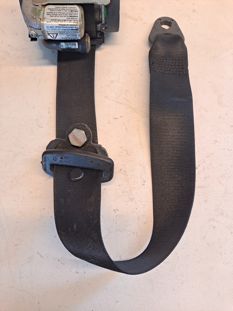 фото №2, Pas безпеки правий перед mercedes slk r170