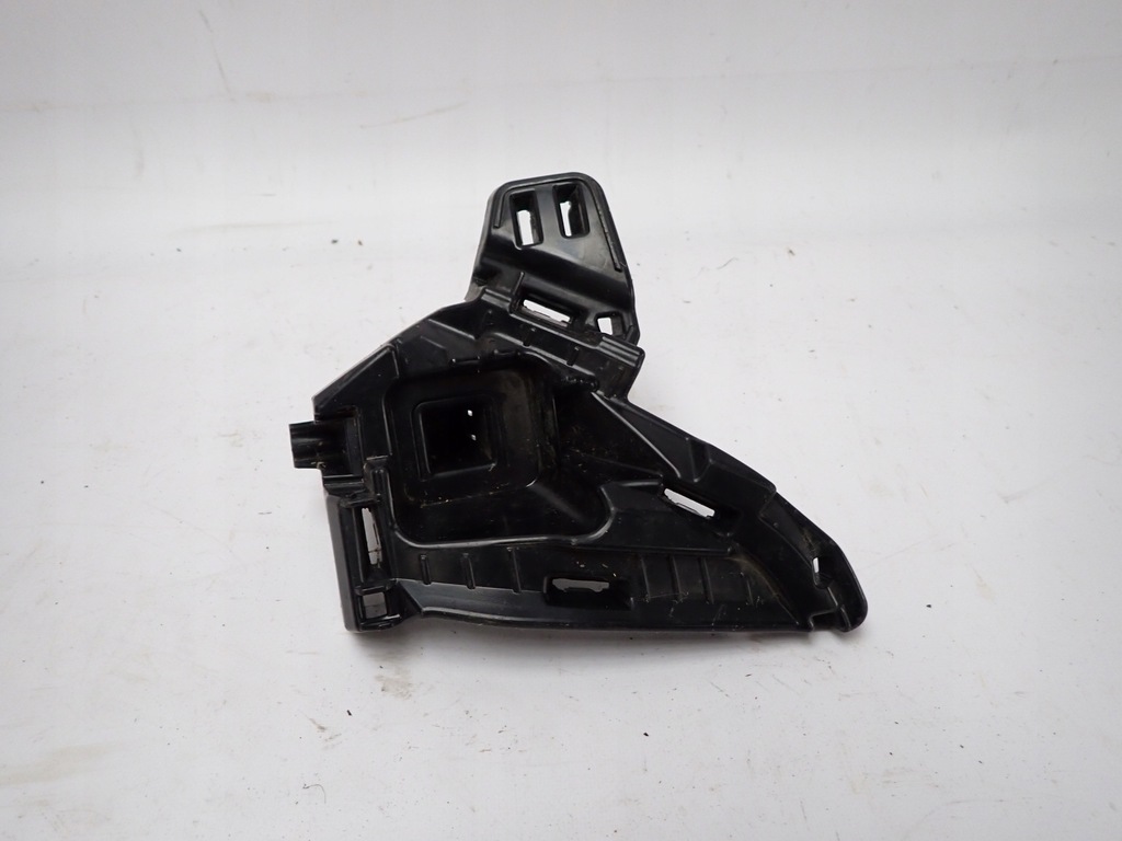 фото №1, Skoda scala 19- кронштейн кронштейн решетка решётка левый