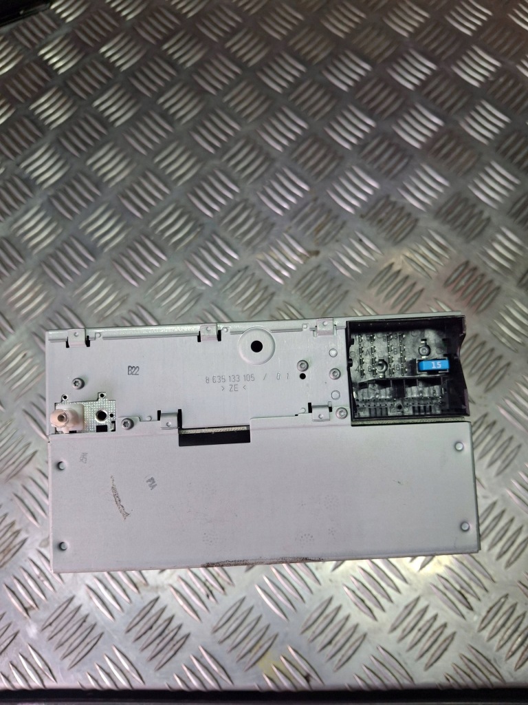 фото №3, Opel vivaro 2008 панель / радиопроигрыватель cd/dvd/gps